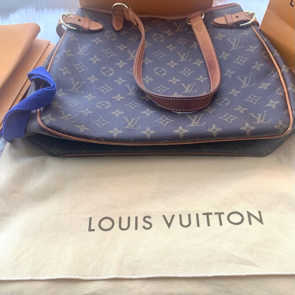 Louis Vuitton Batignolles Vertical Monogram Canvas Shoulder Tote